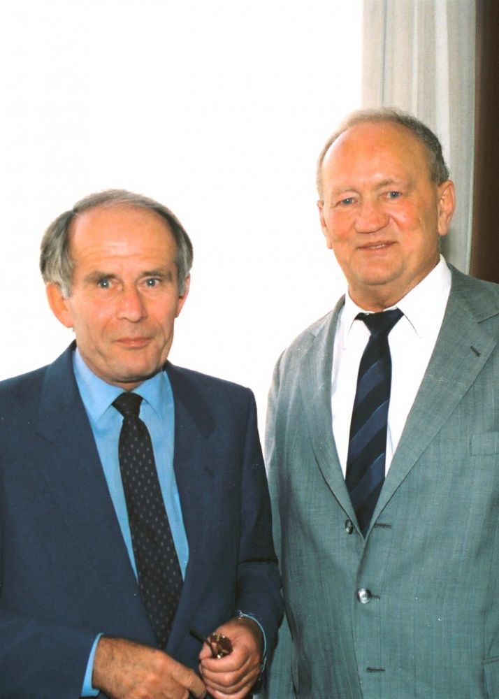 Juergen Ehrlich (APHV), DR. Arno Debo, Mai 1990.jpg